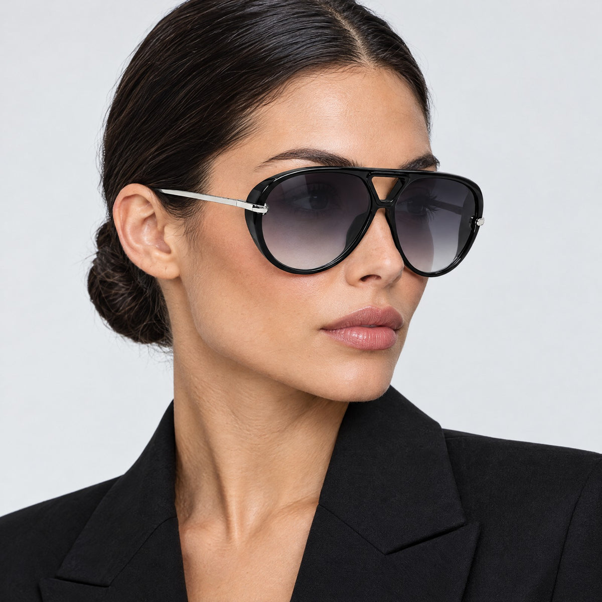 Bottega Veneta BV1273S Black Gradient on model