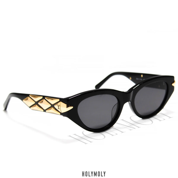 Louis Vuitton® LV Malletage Cat Eye Sunglasses Black. Size W in